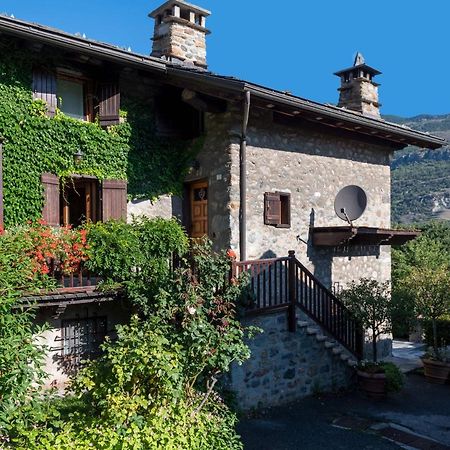 La Posta Apartment Saint Marcel Luaran gambar